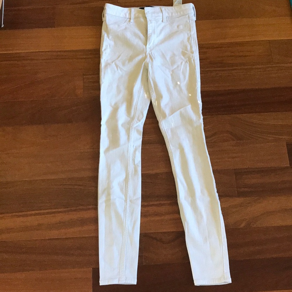 Hollister new skinny white jeans